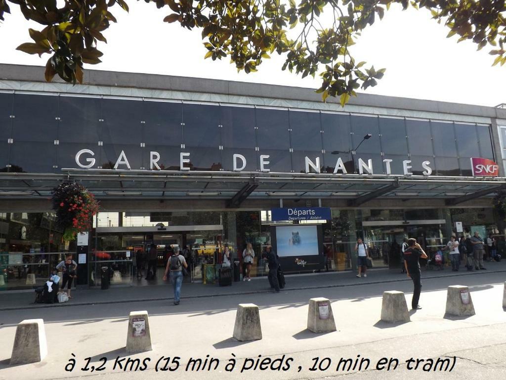 Apartamento Le nid des carmes Nantes Exterior foto