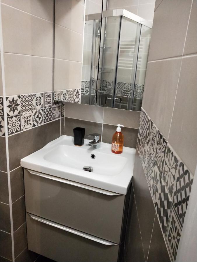 Apartamento Le nid des carmes Nantes Exterior foto